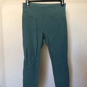 Athleta 7/8 Teal Leggings